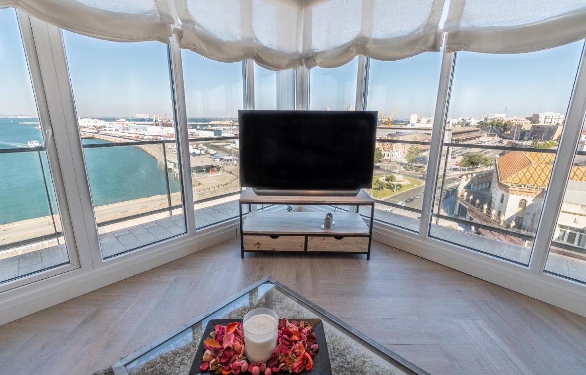 Phoenix Luxury Loft Cádiz - Housity