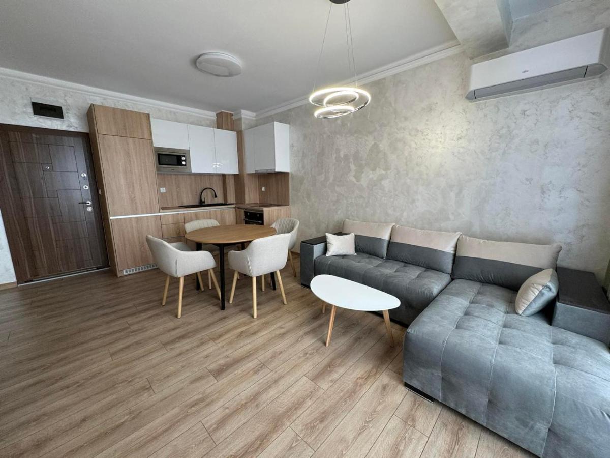 South Coast Apartments - Housity