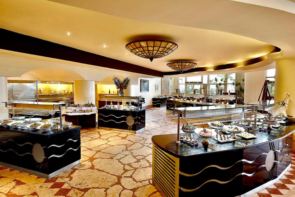 Safir Sharm Waterfalls Resort - Housity