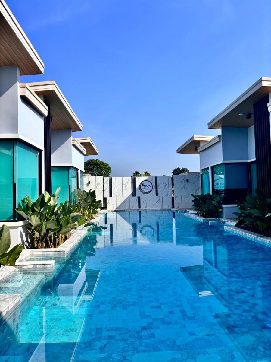Rock Resort Ratchaburi - Housity
