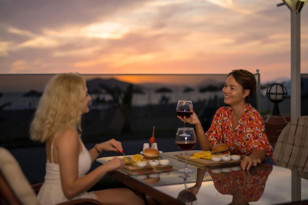 Suitetrails - Sunset Beach Villas and Apartments