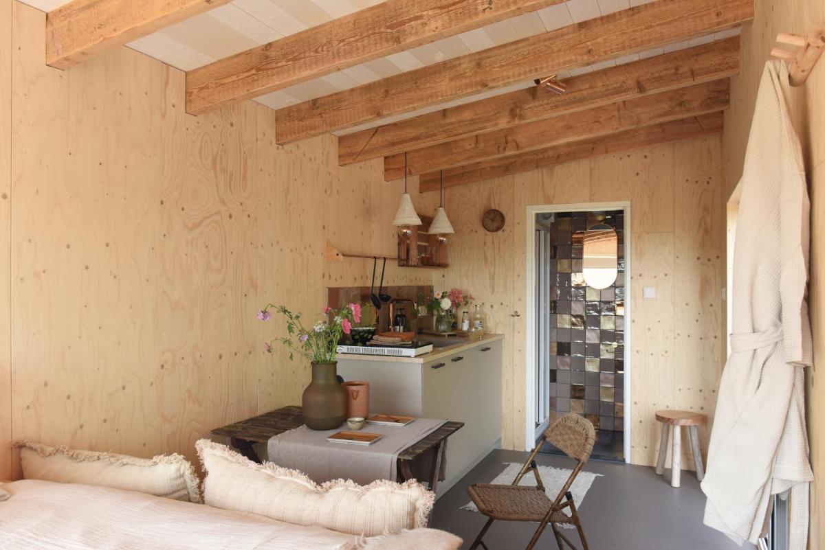 Smûk Tiny - Housity