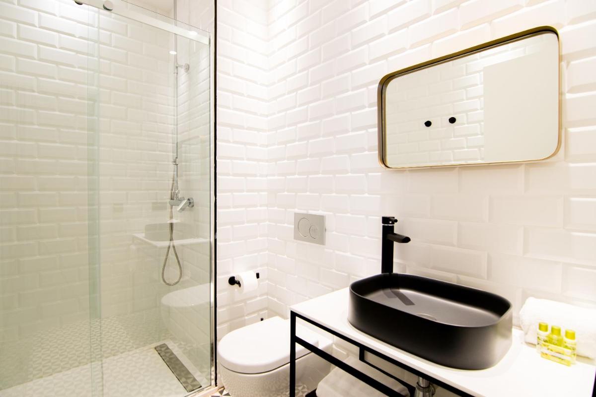 Un baño de MYR Plaza Mercado & Spa