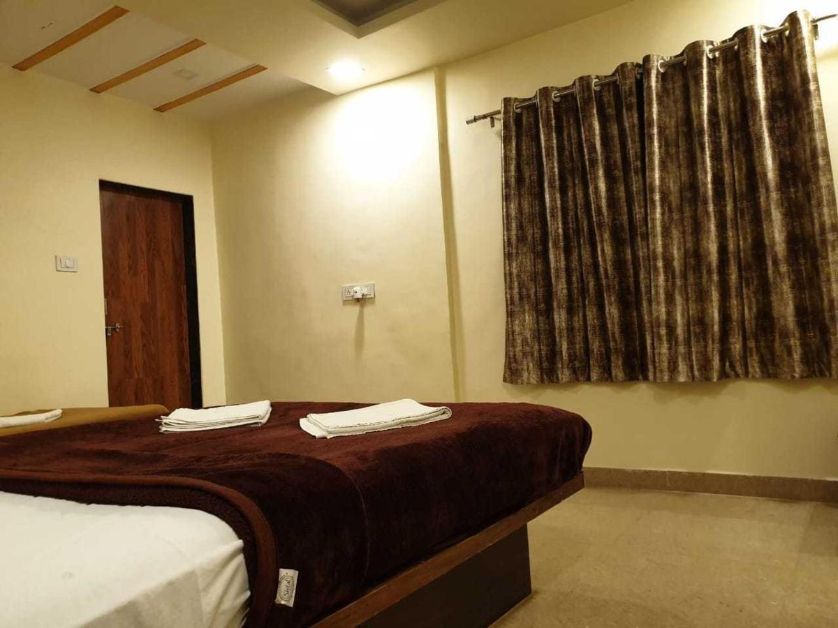 OYO Best Villa No Pawana Lonavala - Housity