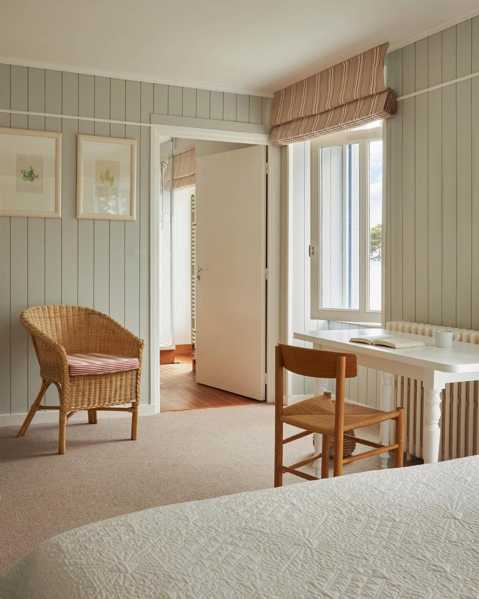 Un ou plusieurs lits dans un hébergement de l'établissement Le Grand Hotel des Bains & Spa - Bretagne