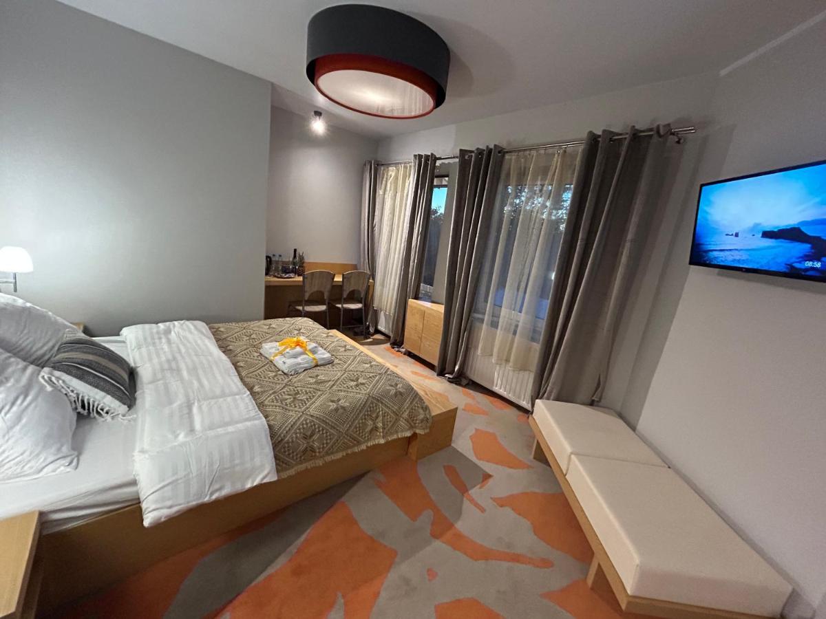 Hotel Eldorado - Housity