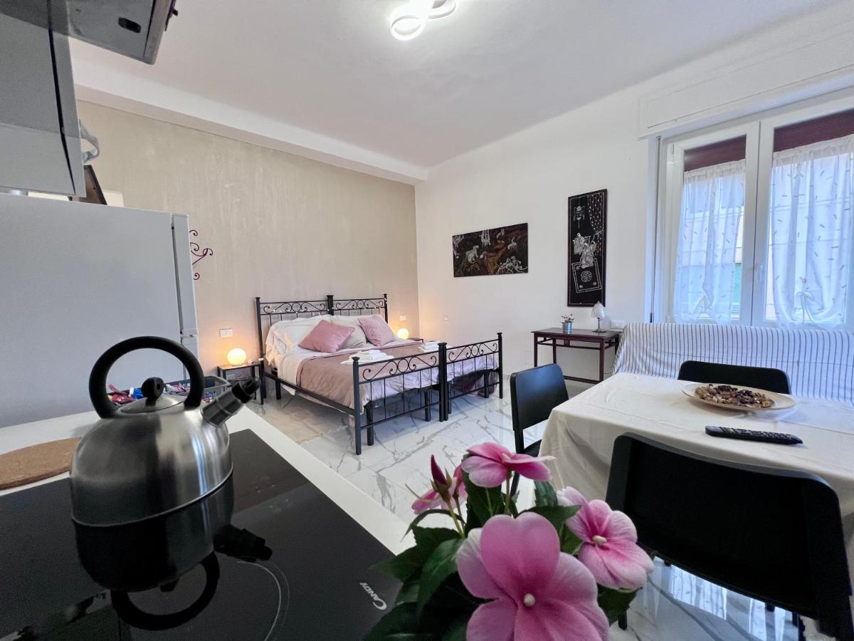 Cinque Terre & More - Affittacamere - Housity