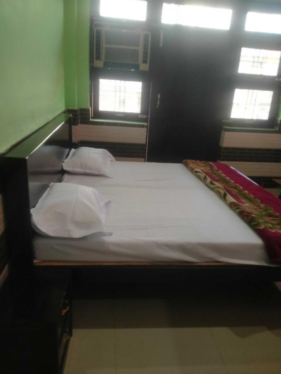Hotel O Royal Inn - Housity