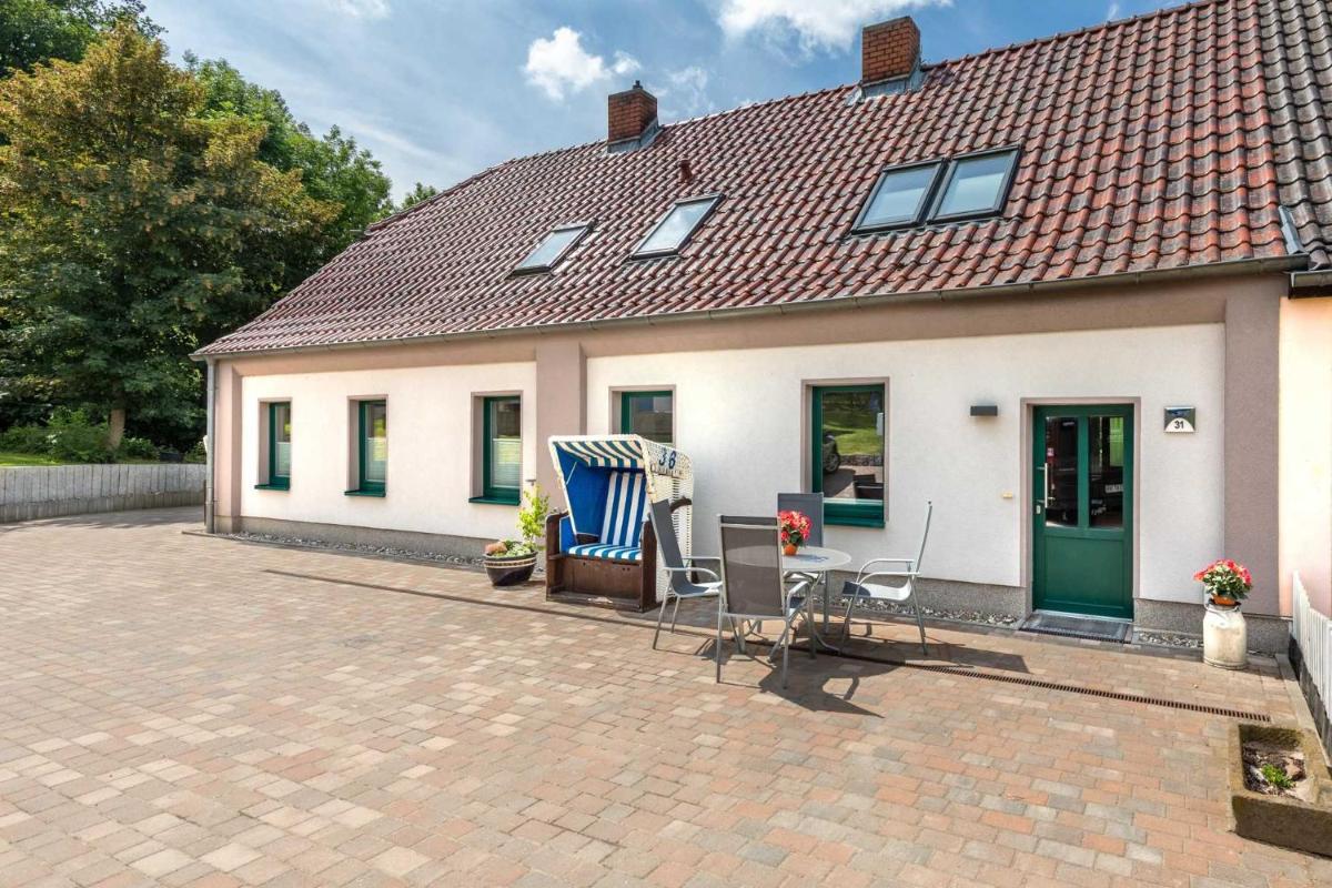 Familien Ferienhof Lucky bei Kühlungsborn OFC 08 - Housity