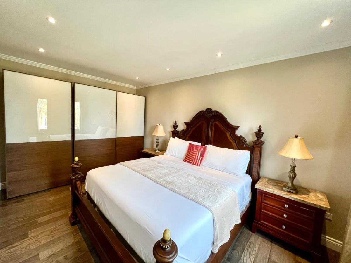 Pandora Luxury Mansion In Port of Spain - Housity