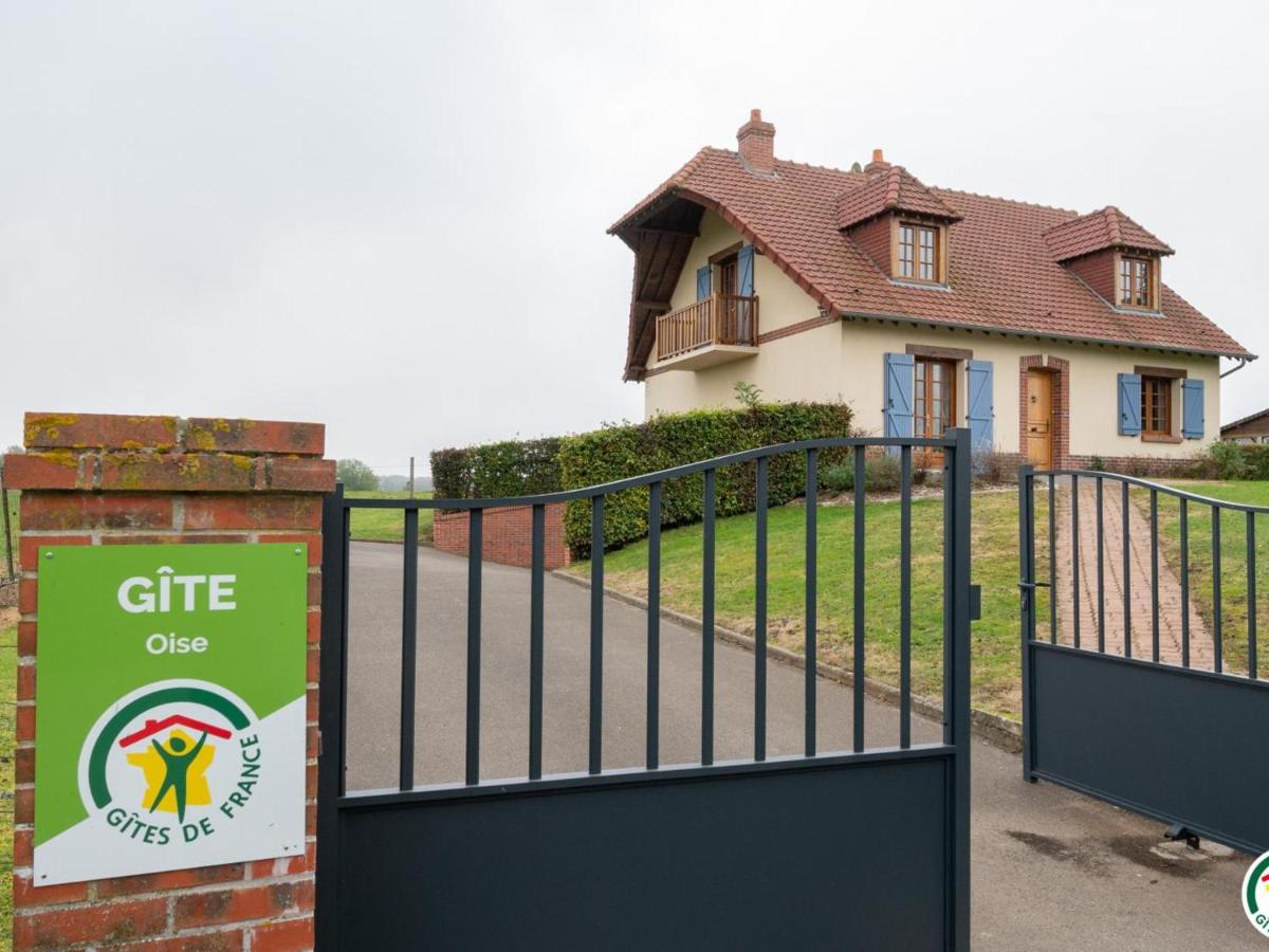 Charmant gîte avec jardin clos, 4 chambres, proche Gerberoy et Forges les Eaux, tout équipé, Wi-Fi inclus - FR-1-526-28 - Housity