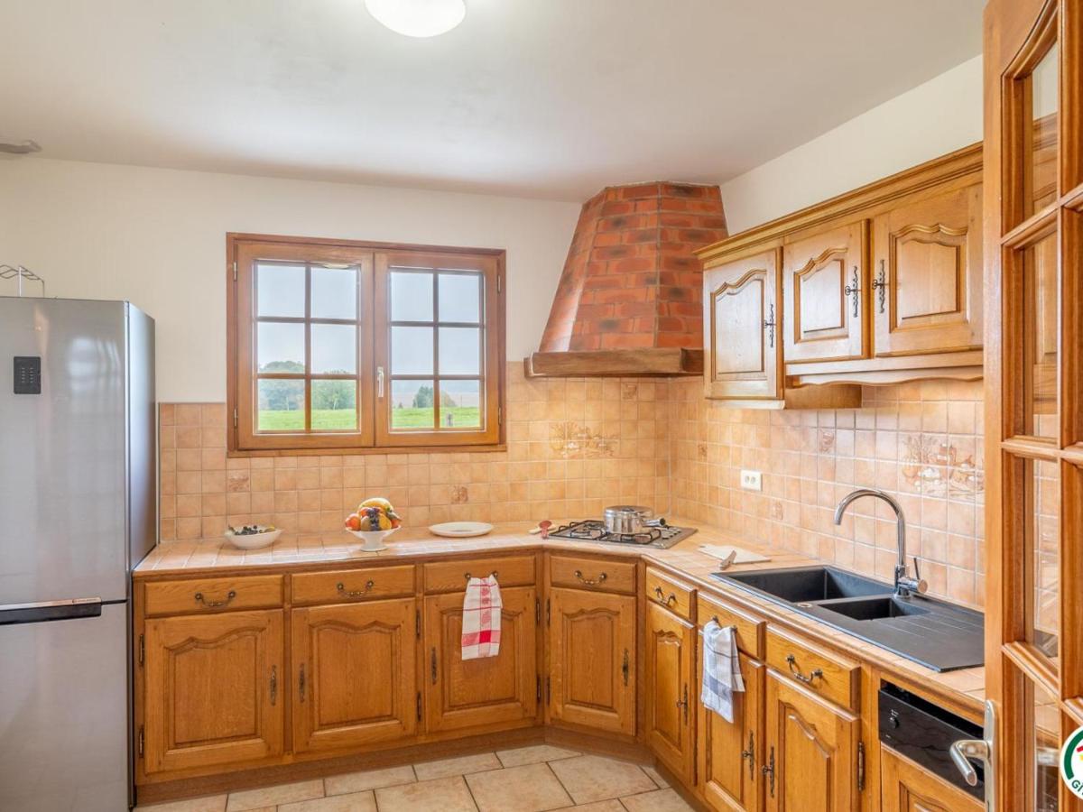 Charmant gîte avec jardin clos, 4 chambres, proche Gerberoy et Forges les Eaux, tout équipé, Wi-Fi inclus - FR-1-526-28 - Housity