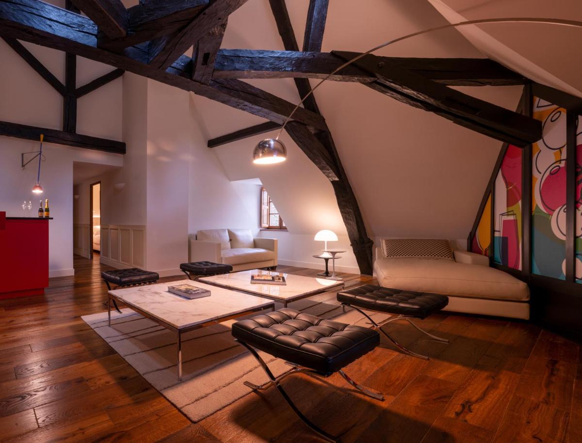 Coin salon dans l'établissement L'Hôtel