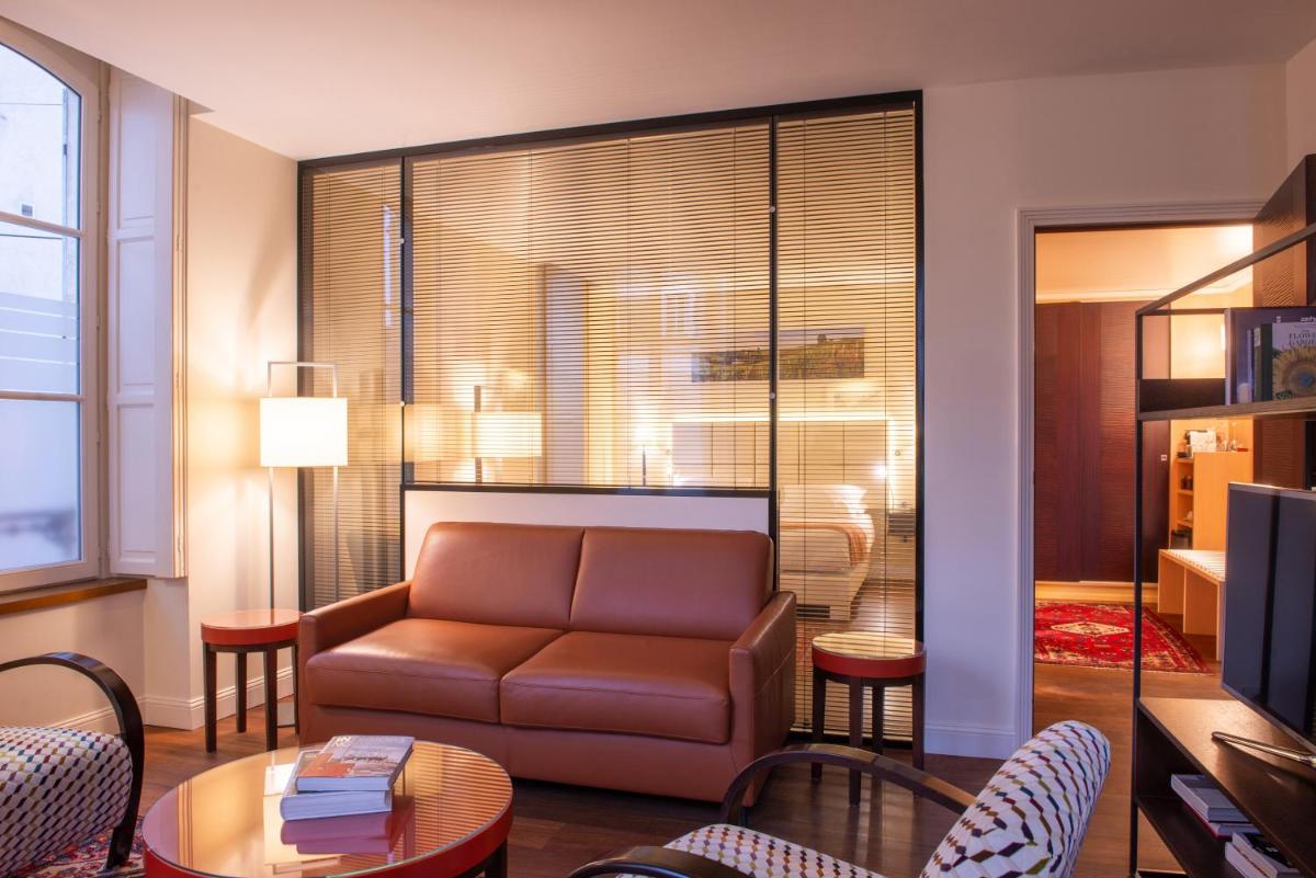 Coin salon dans l'établissement L'Hôtel