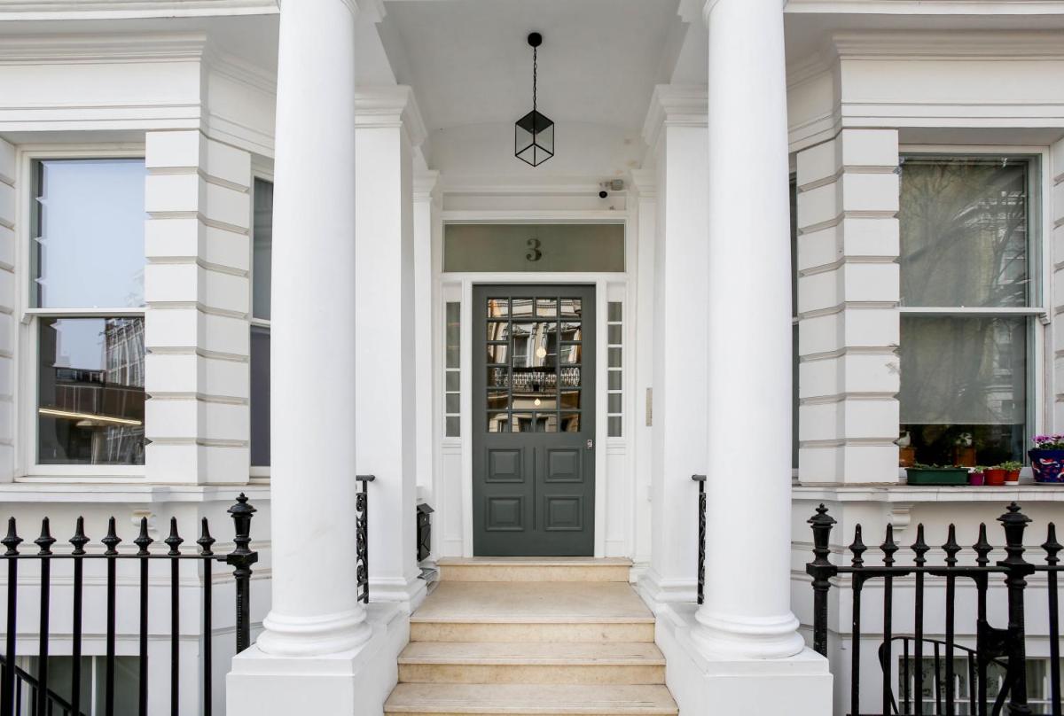 Cromwell Serviced Apartments - Housity