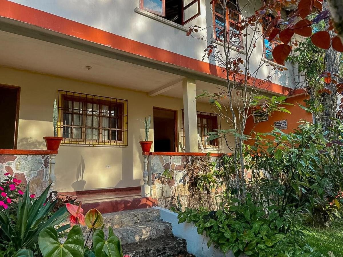 Hotel Xucaneb - Housity