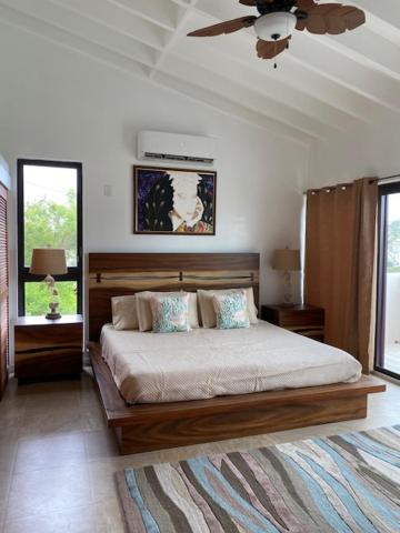 Suitetrails - Charming Tropical Villa Getaway