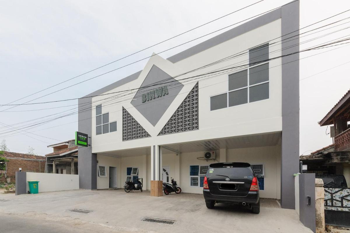 Urbanview Hotel Binwa Syariah Bandar Lampung - Housity