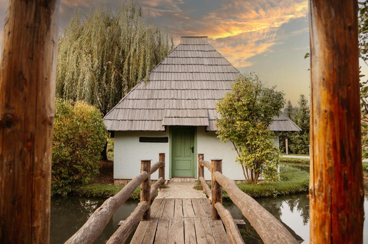 Etno Village Cardaci - Housity