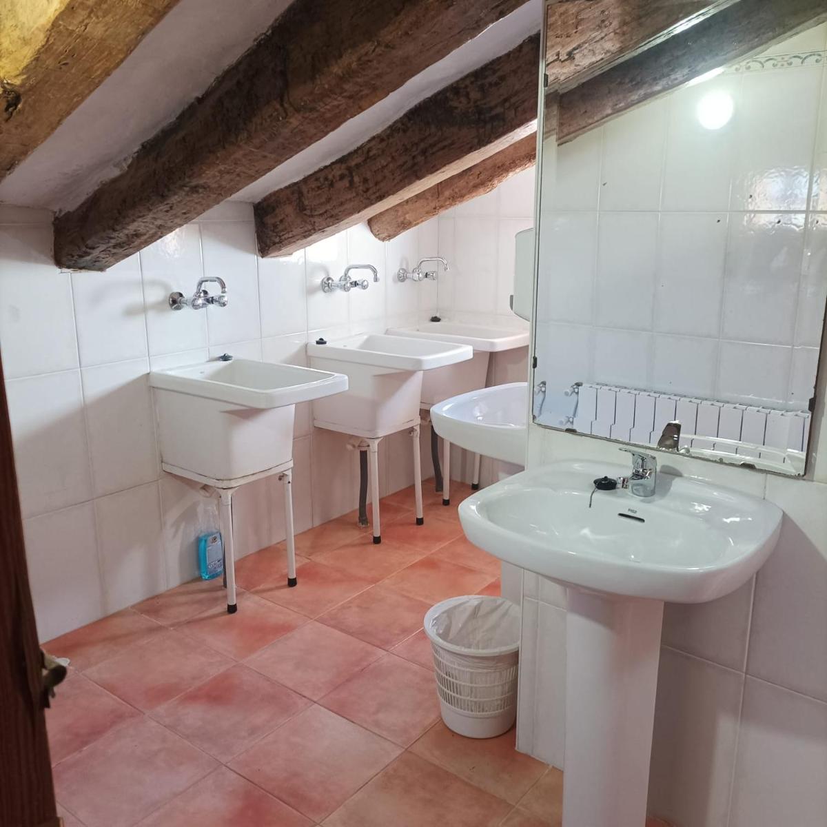 El Albergue Cirat - Housity