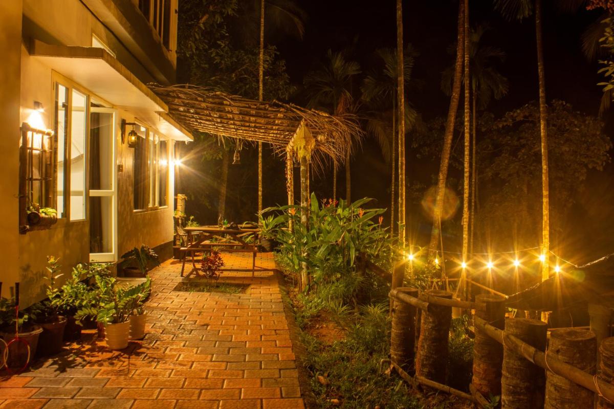 Waterside by Kisah Stays - Housity