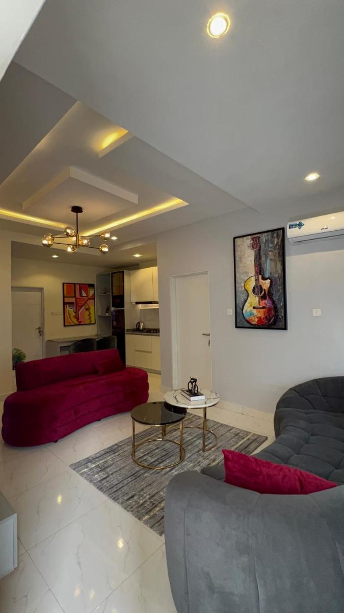 Suitetrails - KADAL APARTMENTS