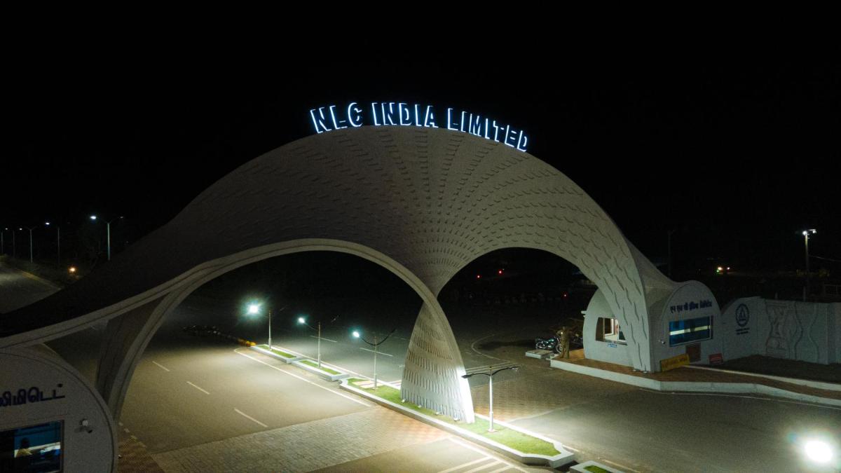 Hotel Merrytale - Housity