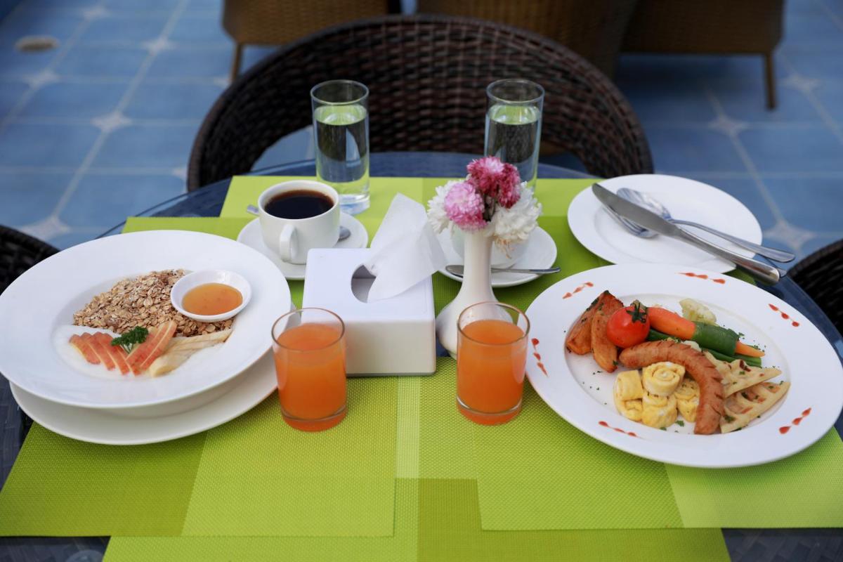Hotel Donosti Pokhara - Housity