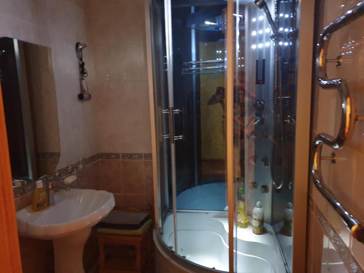 Apartamenty naprotiv dvortsa sporta - Housity