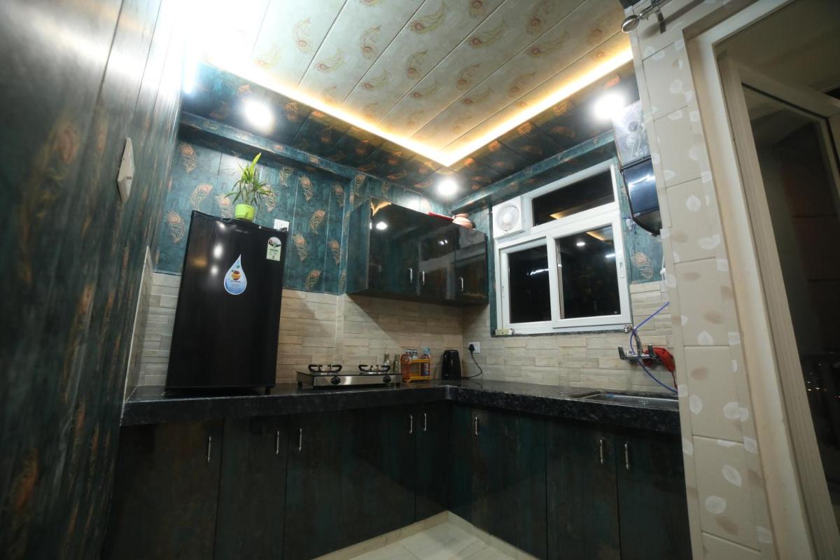 Suitetrails - River front Studio’s Apartment