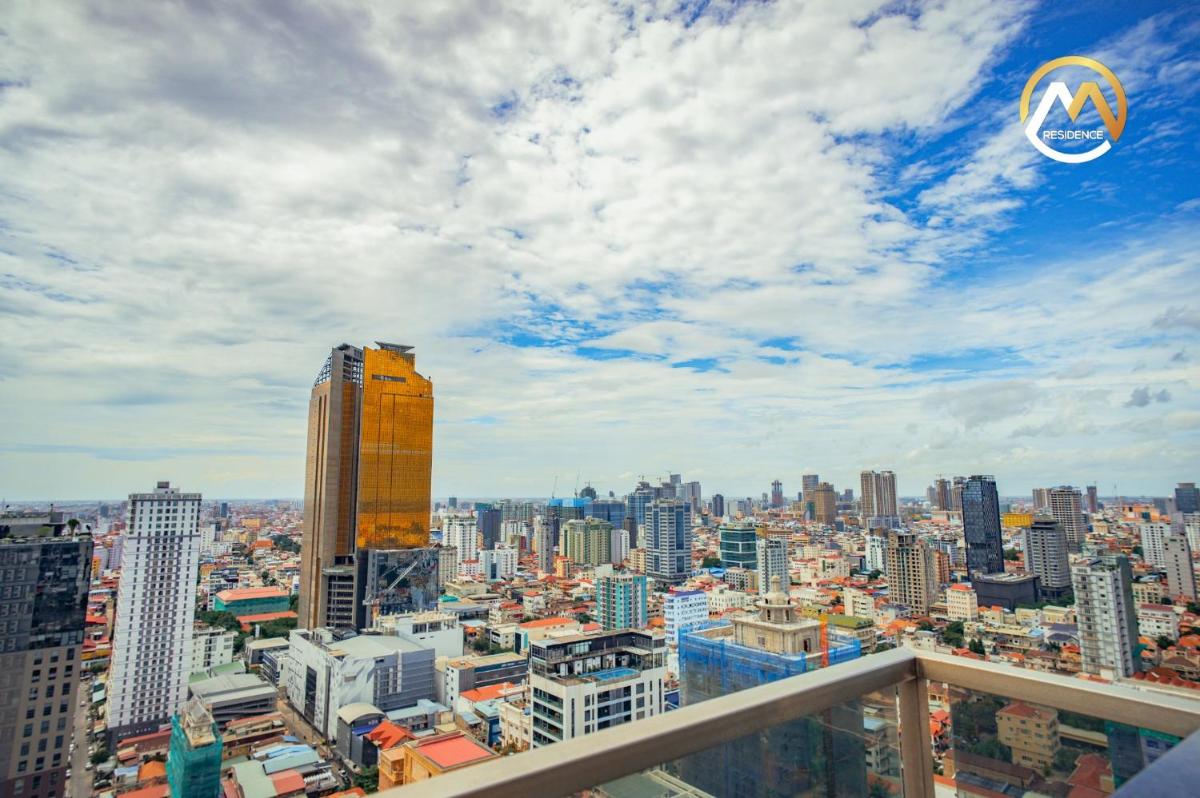 Infinity Pool Hotel Phnom Penh Down To 24 USD in M Residence - Housity