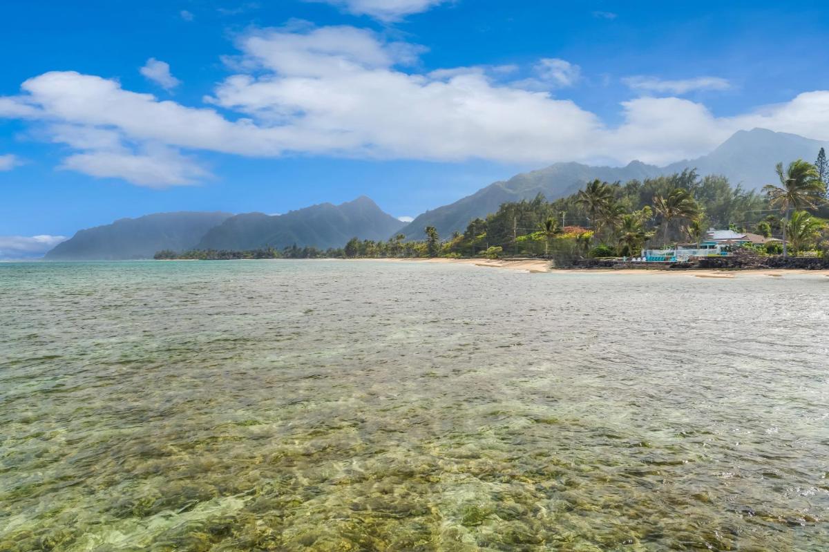 Corner Luxury Ethereal Hawaii Beachfront Estate for Monthly Rental with Private Beach & 3 Beachfront Jacuzzis & Snorkeling Reef & Jurassic Park Film Site - Housity