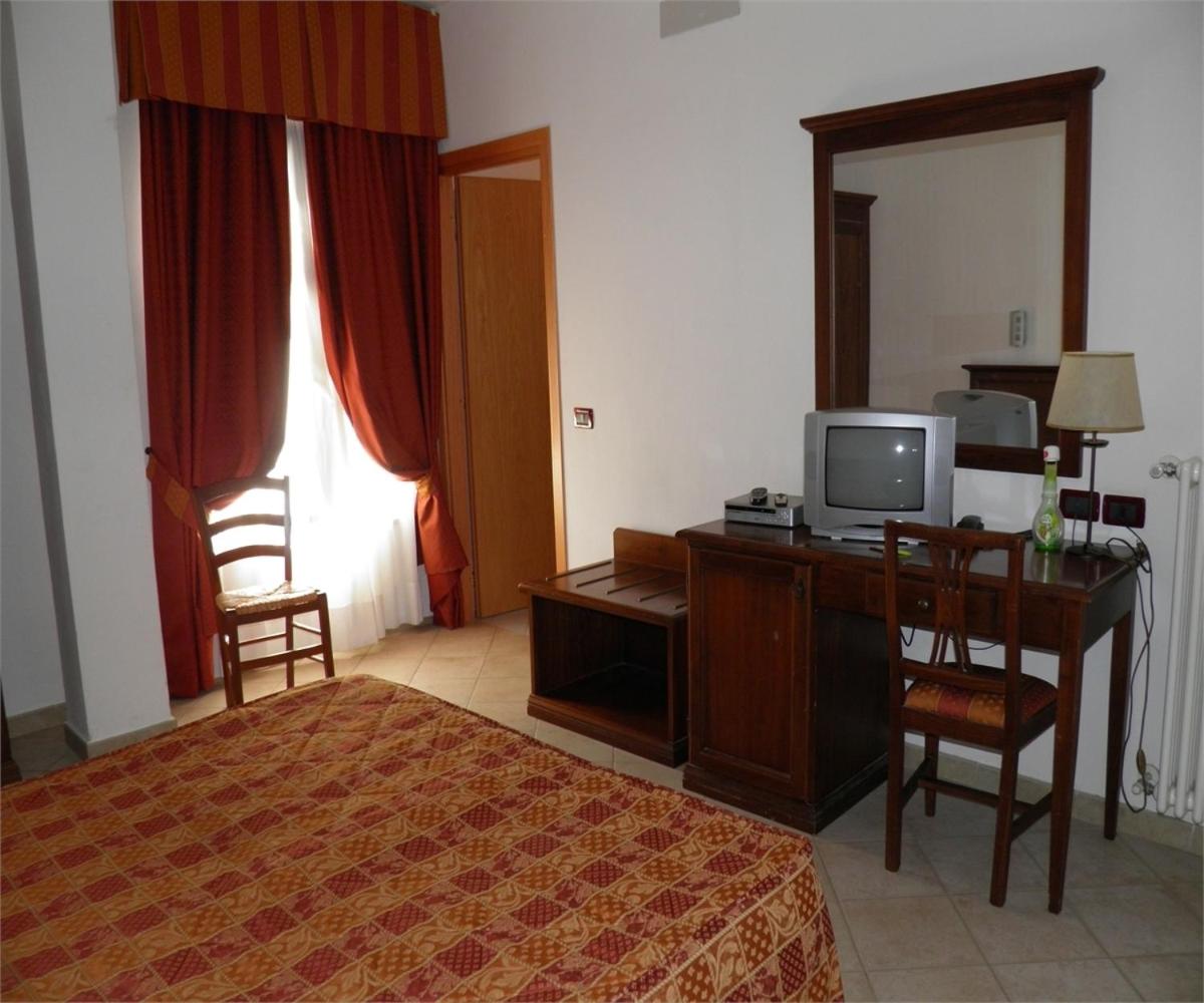 Hotel Bellagio - Housity