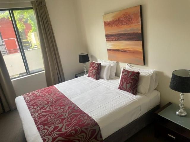 RNR Sturt Holiday Home - Housity