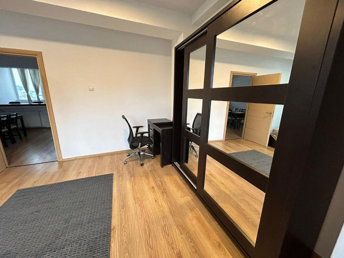 Elegant City Center Apartment - Housity
