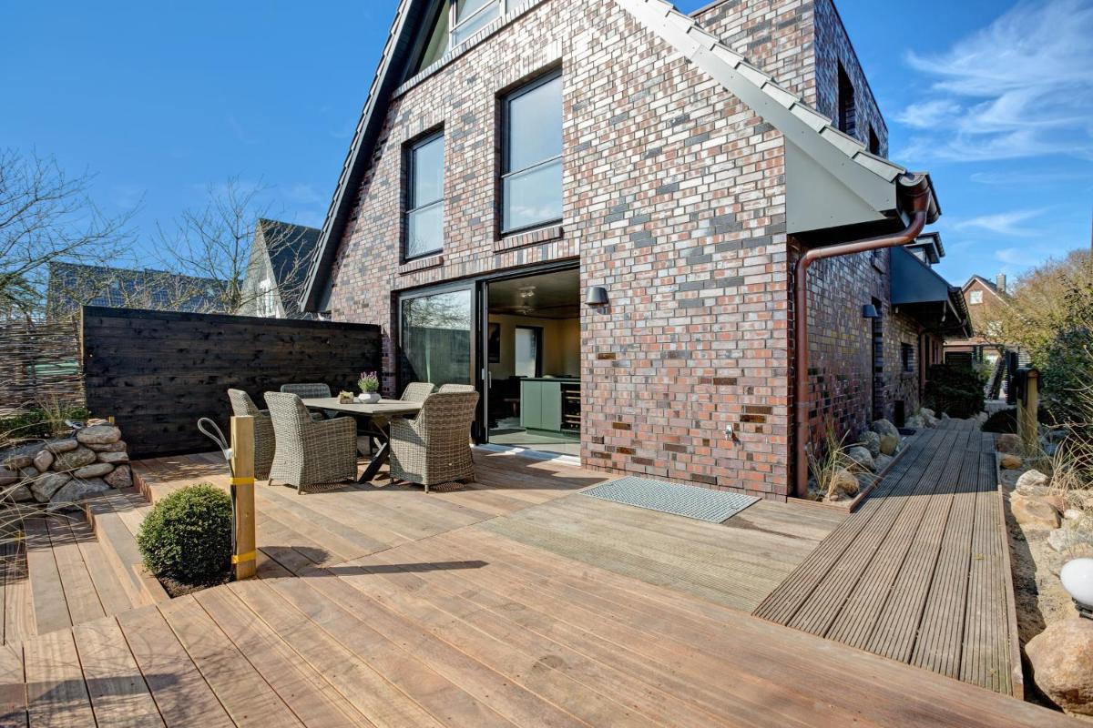 Fewo Willms Living Long Beach House - Housity