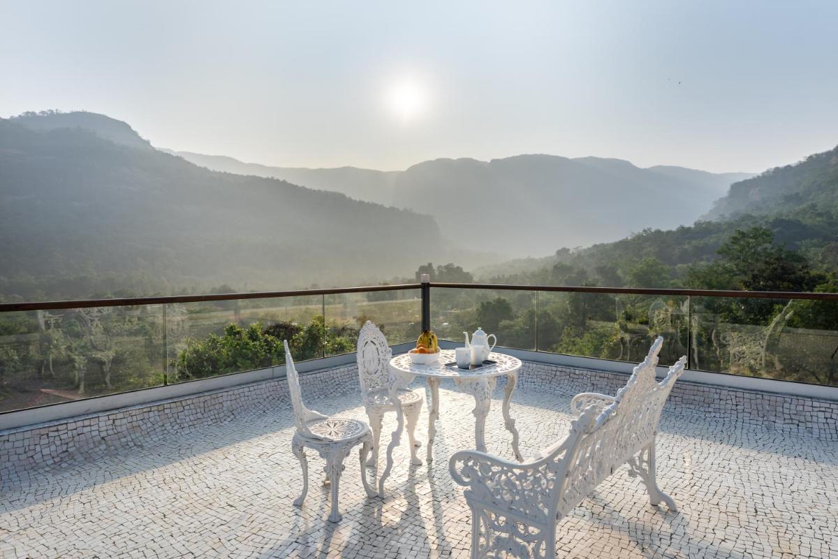 SaffronStays Zoka- A 3-BDR European-style villa - Housity
