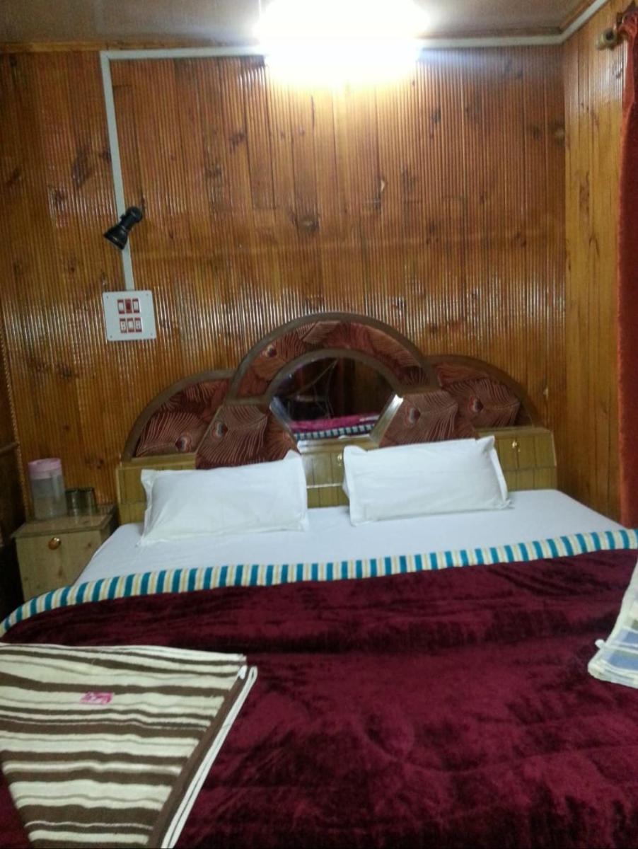 Hotel Mehtaba - Housity