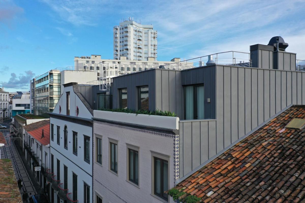 O edifício onde o hotel está situado