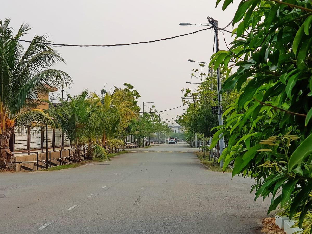 Siantan - Near Std Hang Jebat, Sg Udang & UITM Lendu - Housity