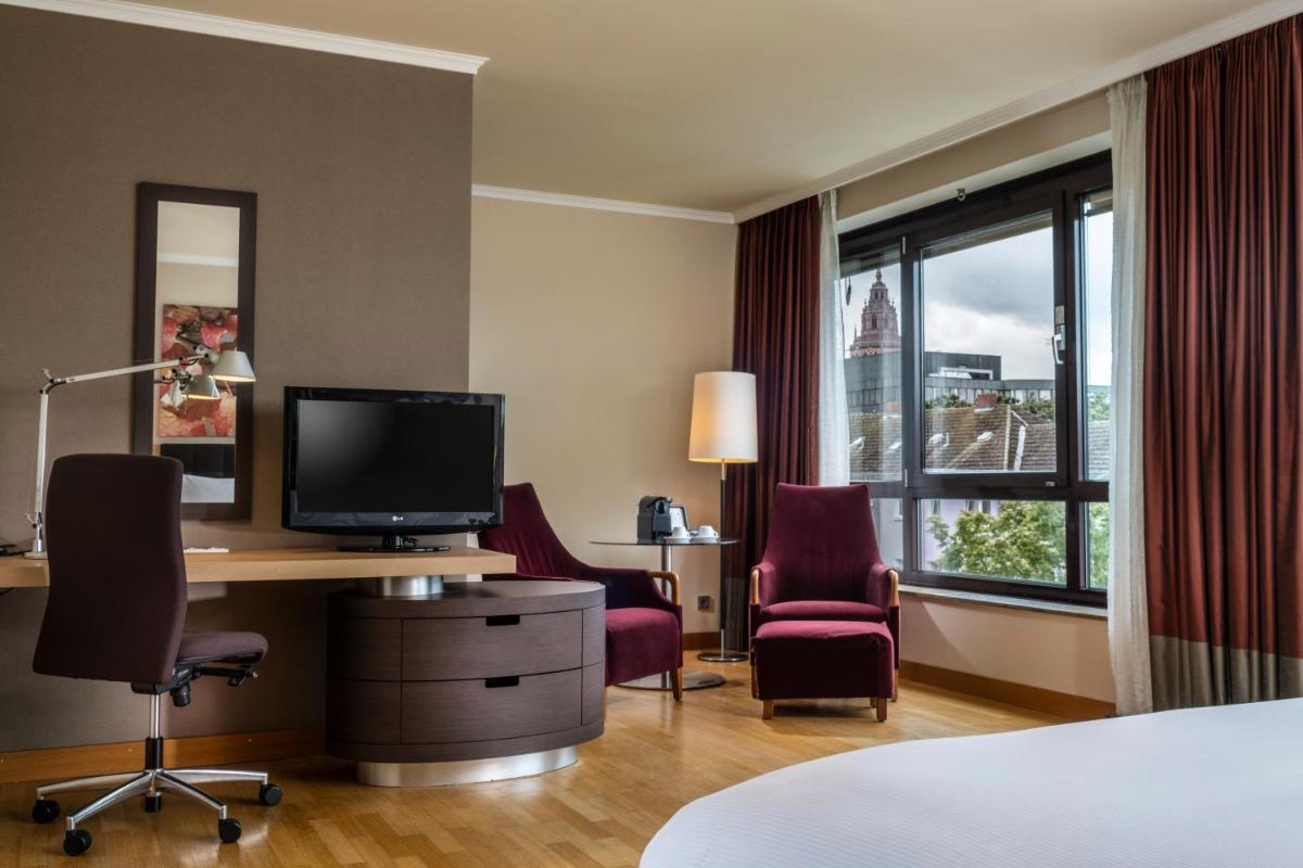 TV/Unterhaltungsangebot in der Unterkunft Hilton Mainz