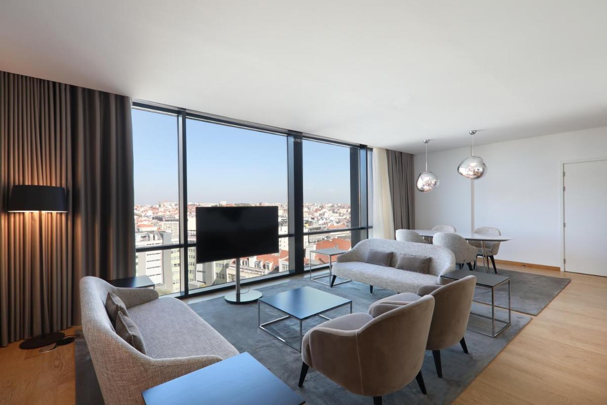 Uma televisão e/ou sistema de entretenimento em Iberostar Selection Lisboa