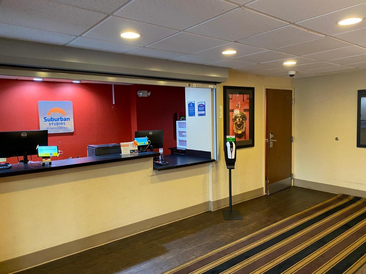 Suburban Studios Auburn Hills - Detroit - Housity