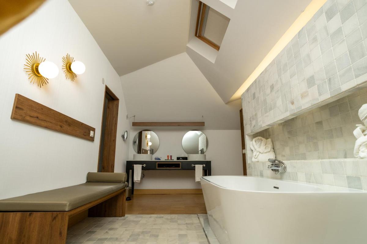 Hotel Villa Odon - Housity