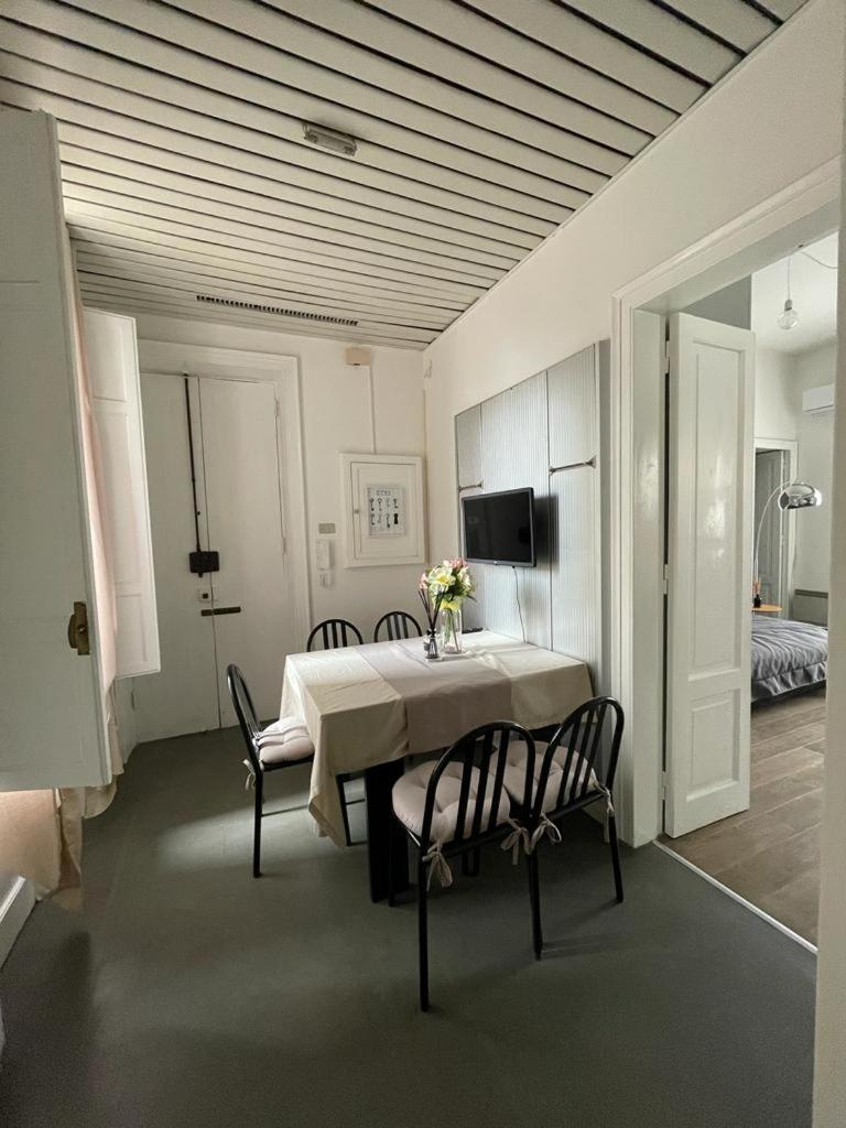 Loft 10 - Housity