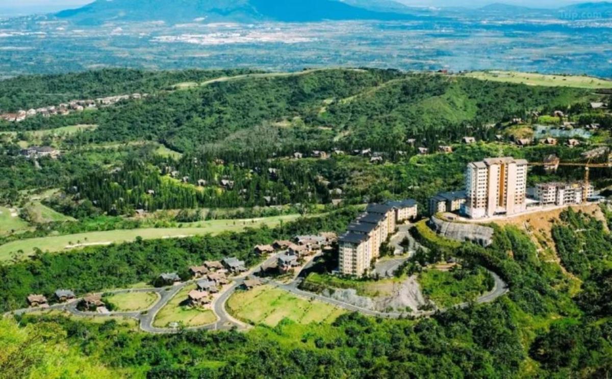 New Orleans Tagaytay - Housity