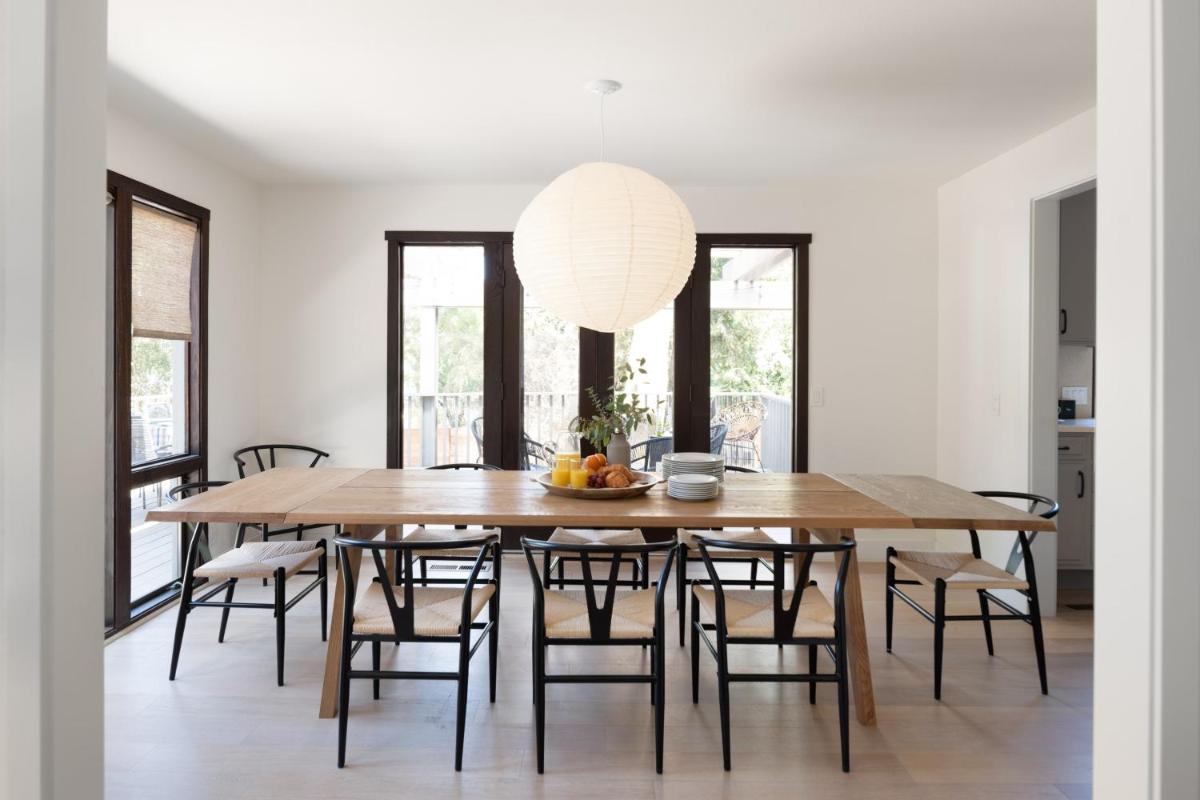 Suitetrails - Mataro by AvantStay Large Elegant Home in Santa Rosa w Hot Tub Games