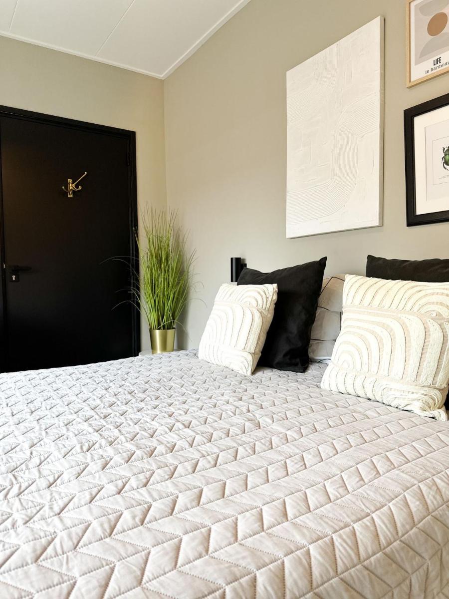 Bed & Breakfast Waterpoort - incl gratis licht ontbijt en parking - Housity