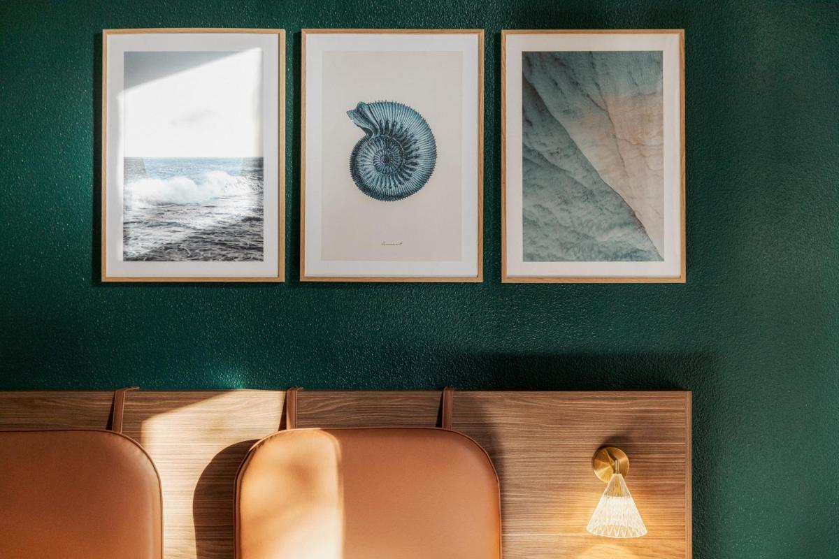Coin salon dans l'établissement La Maison OBONO Hôtel & Spa