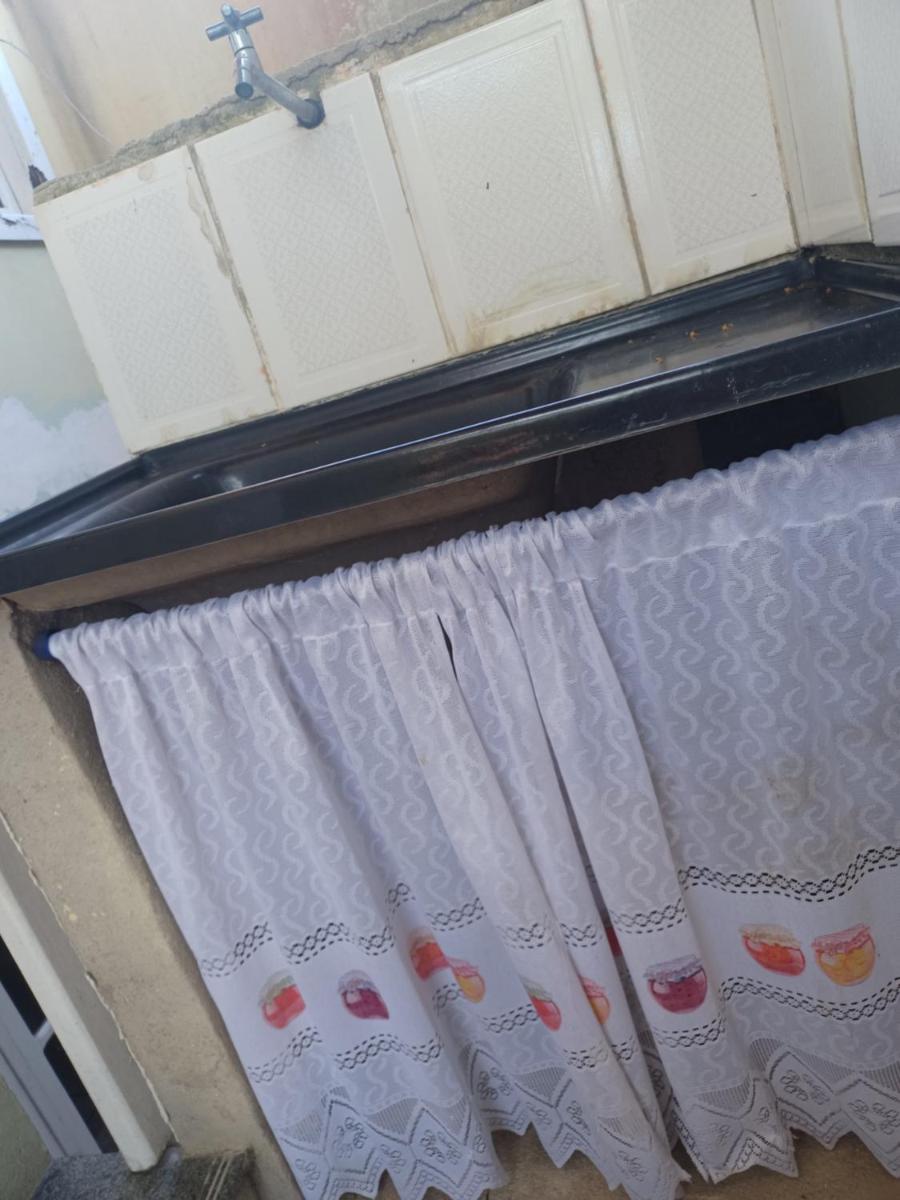 Kitnet Praia Jacaraipe - Housity